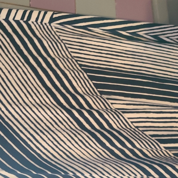 Skirt - Picture 3 of 3